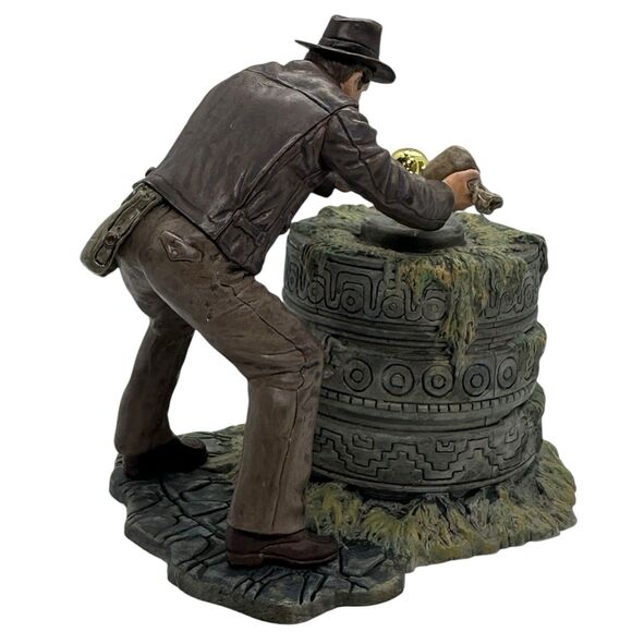 Hallmark Keepsake Ornament 2009 Raiders of the Lost Ark 'Retrieving The Idol' - Picture 6 of 9